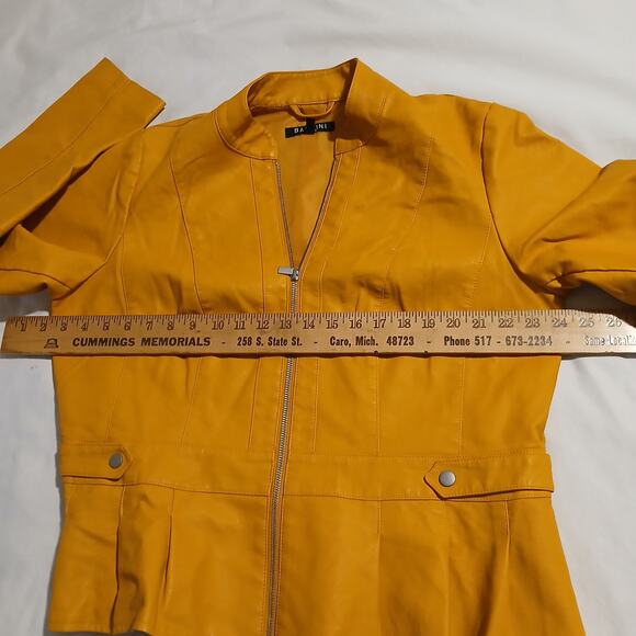 Baccini 1X Marigold Fitted Faux Leather Pleated Peplum Hem Fully Lined Jacket - Picture 7 of 11